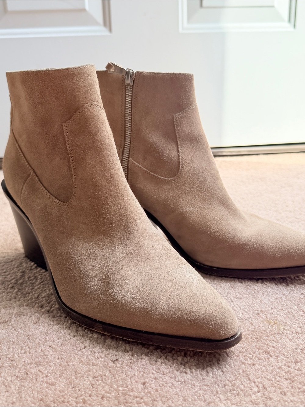 Rag & Bone tan Suede Ankle Boots with Side Zip size 39